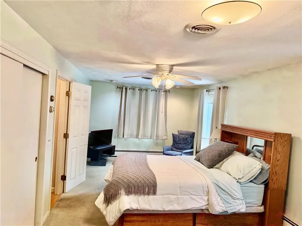 139 Suffolk Avenue Pawtucket RI 0261