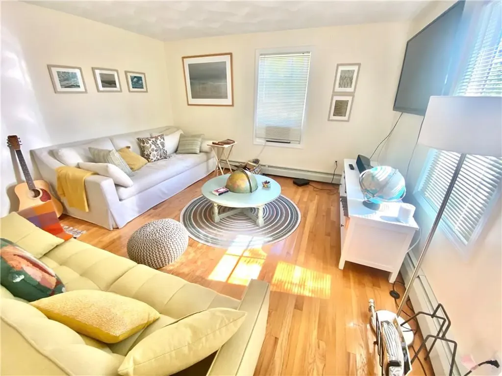 5 Shadberry Trail South Kingstown RI 02879