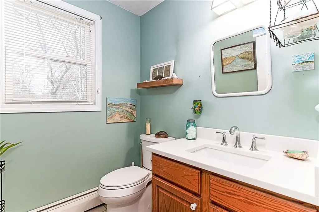 5 Shadberry Trail South Kingstown RI 02879