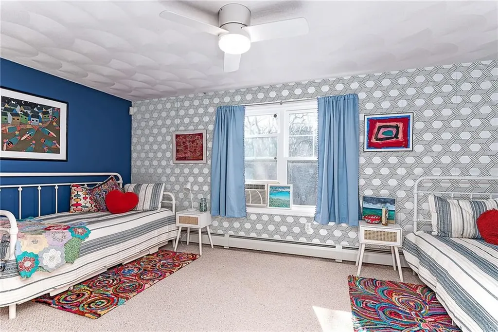 5 Shadberry Trail South Kingstown RI 02879