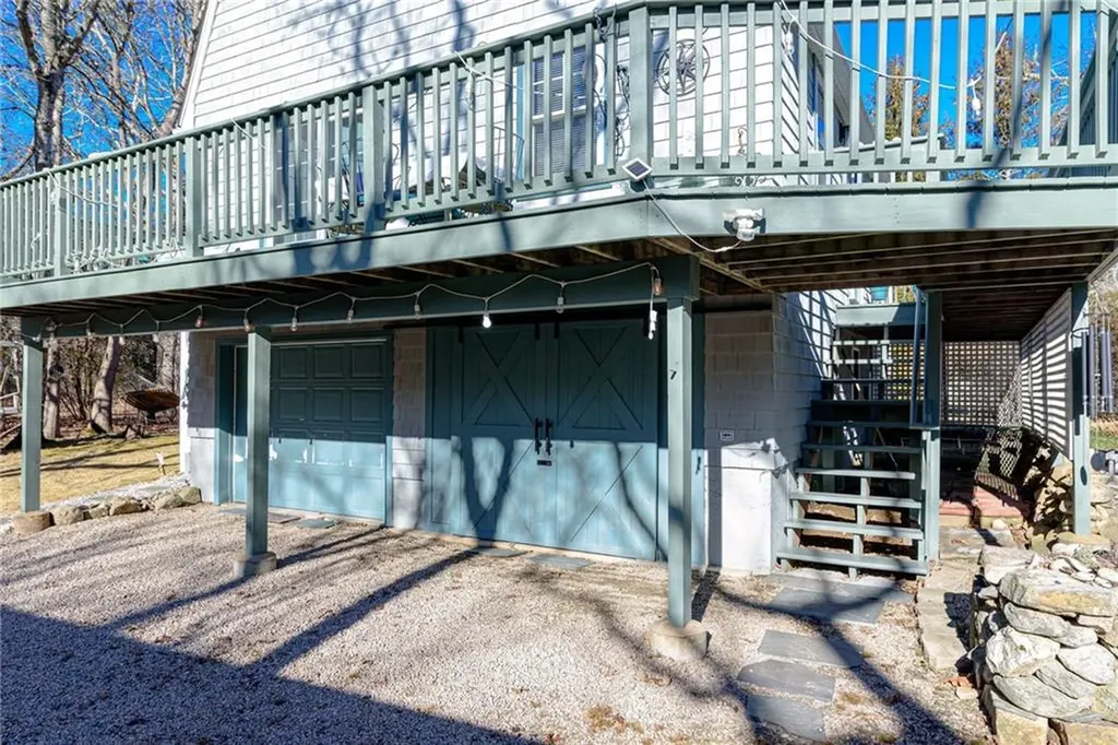 5 Shadberry Trail South Kingstown RI 02879