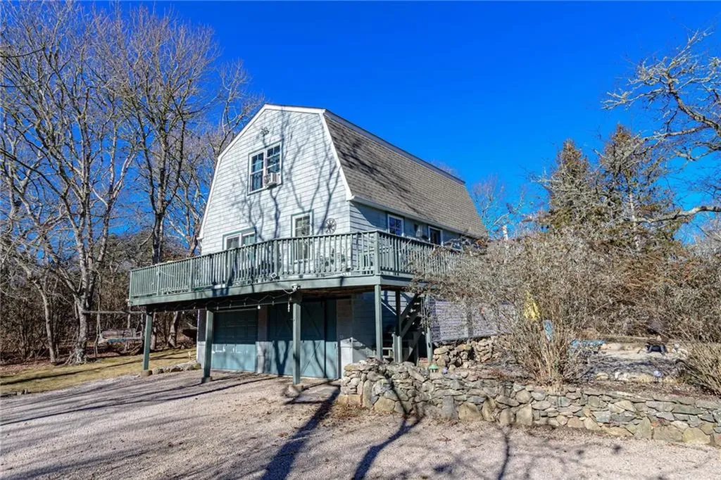 5 Shadberry Trail South Kingstown RI 02879