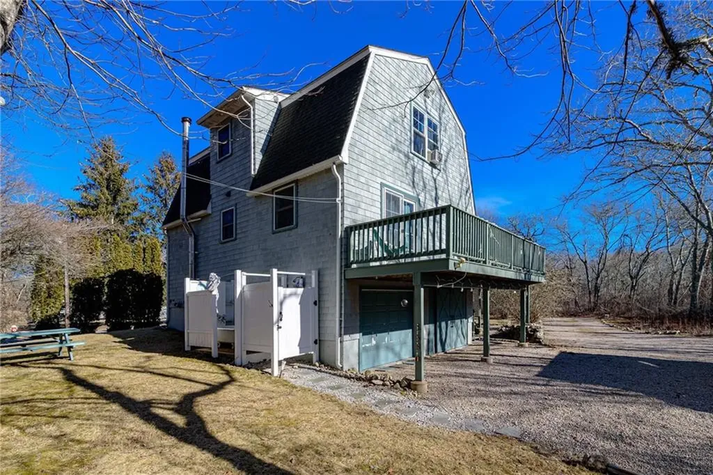 5 Shadberry Trail South Kingstown RI 02879