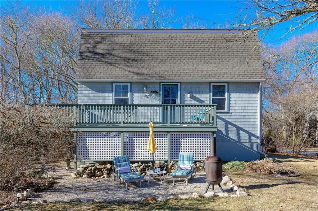 5 Shadberry Trail South Kingstown RI 02879