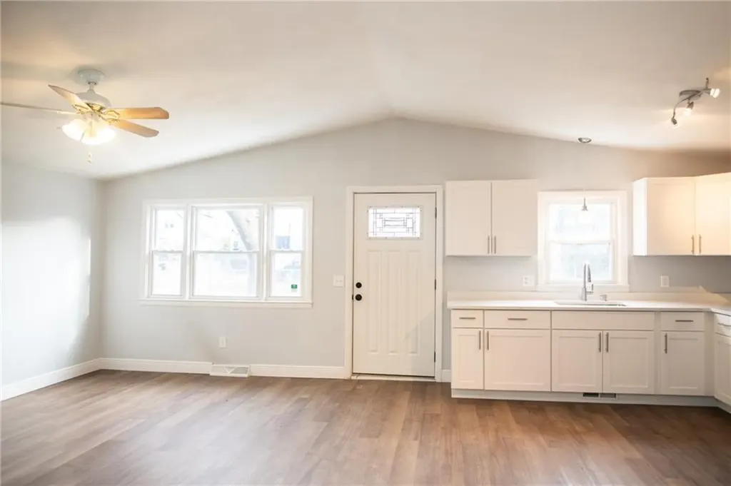 60 Ophelia Street Providence RI 02909