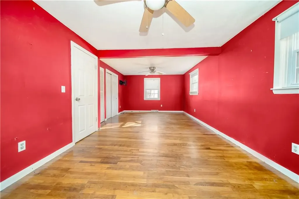 10 Colonial Road Coventry RI 02816