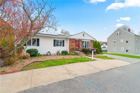 5 Madison Street North Providence RI 02911