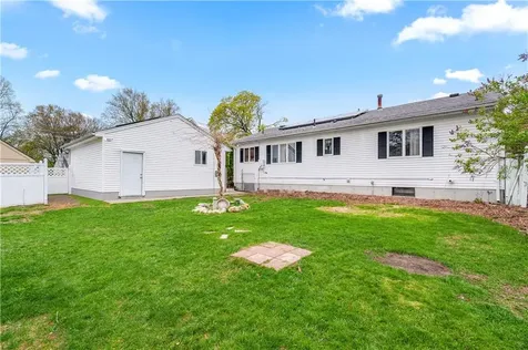 5 Madison Street North Providence RI 02911