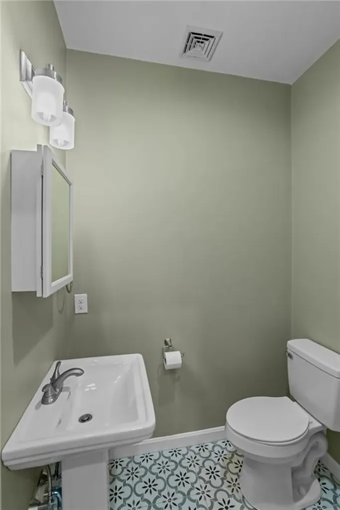 1 Alexandria Way Johnston RI 02919