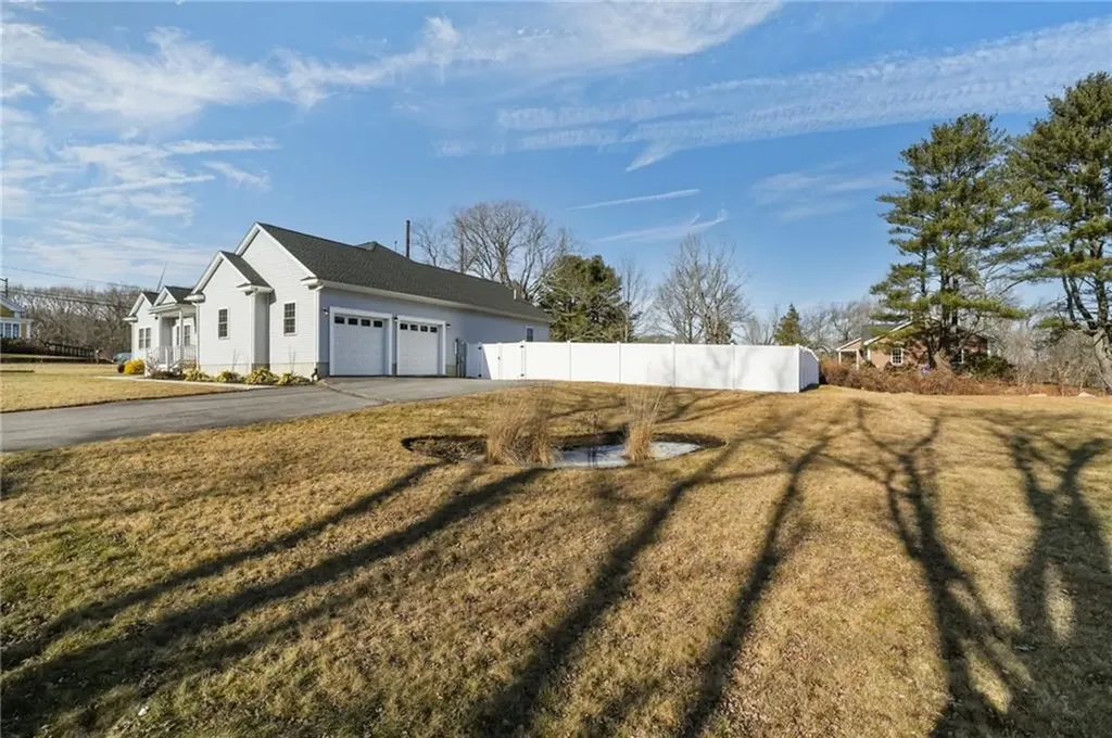 1 Alexandria Way Johnston RI 02919