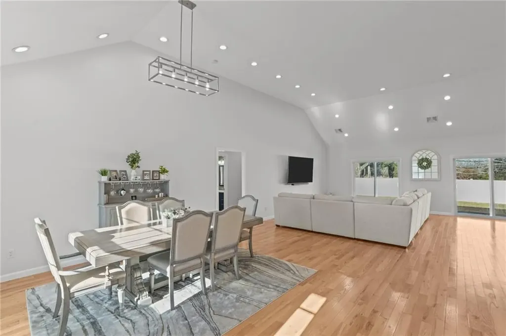 1 Alexandria Way Johnston RI 02919