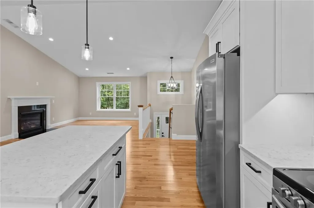 955 Chopmist Hill Road Scituate RI 02857