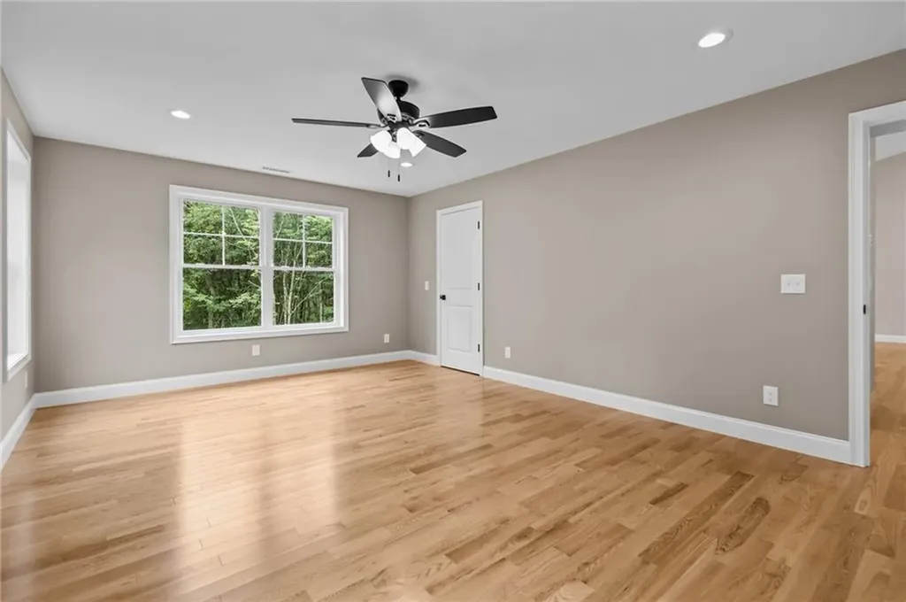 955 Chopmist Hill Road Scituate RI 02857