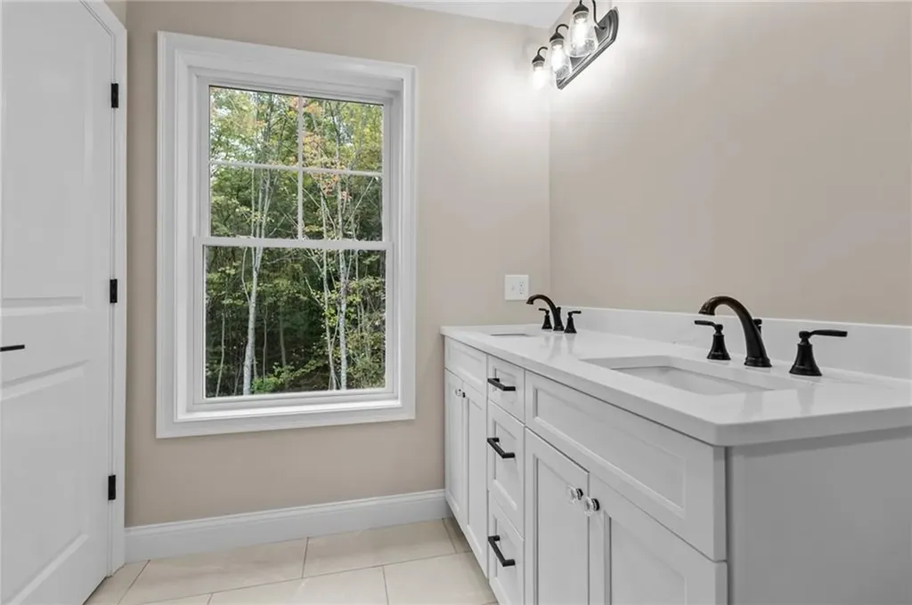 955 Chopmist Hill Road Scituate RI 02857