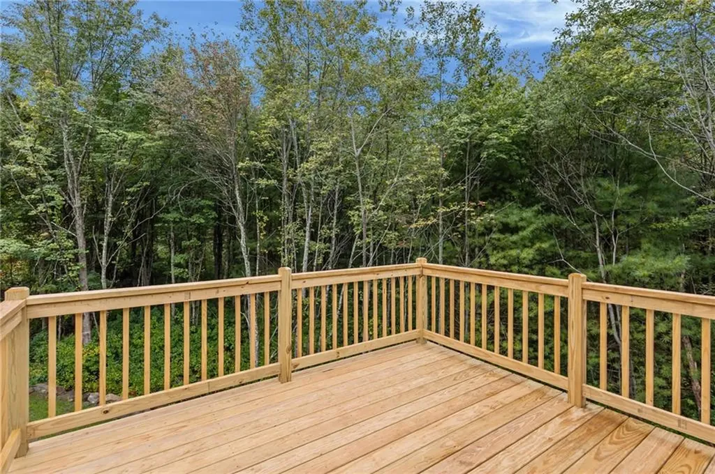 955 Chopmist Hill Road Scituate RI 02857