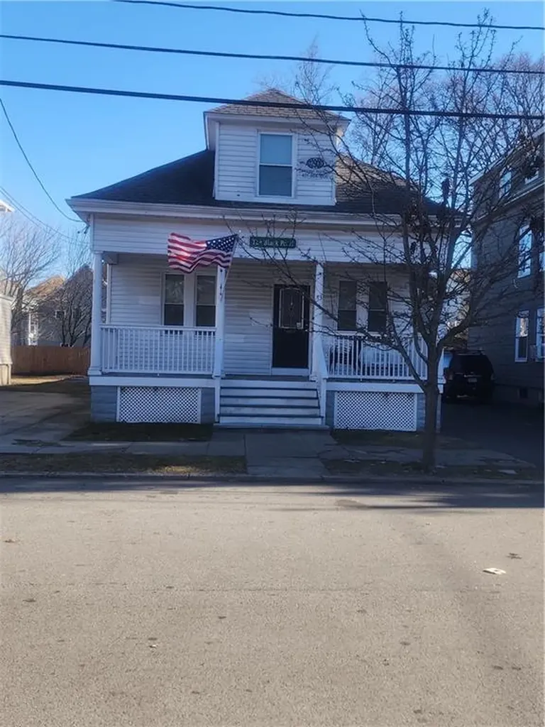 73 Radcliffe Avenue Providence RI 02908