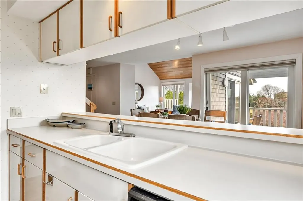 1125 Point Judith Road Narragansett RI 02882