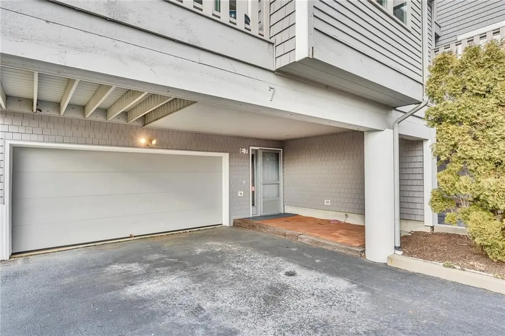 1125 Point Judith Road Narragansett RI 02882