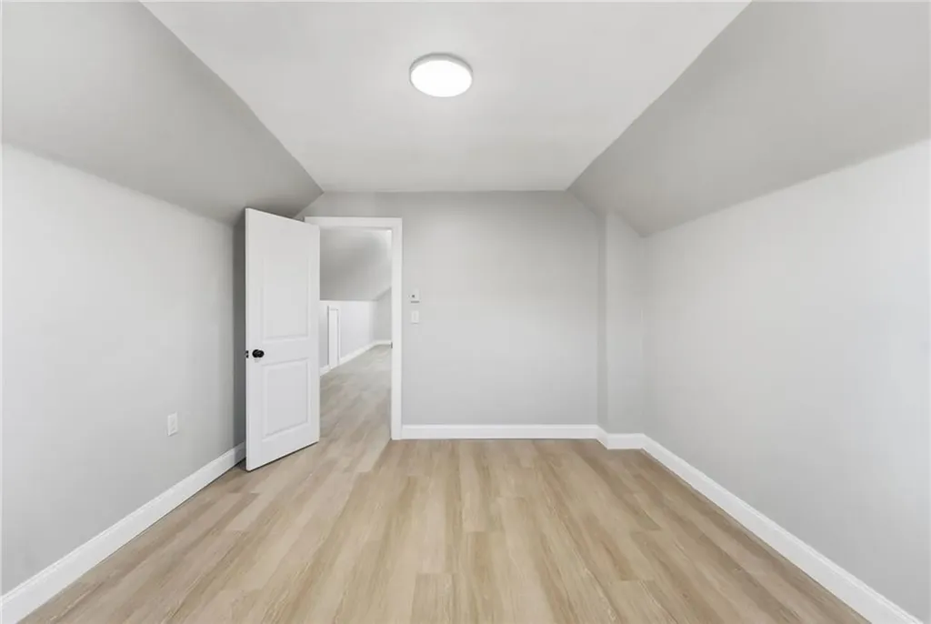 116 Mount Pleasant Avenue Providence RI 02908