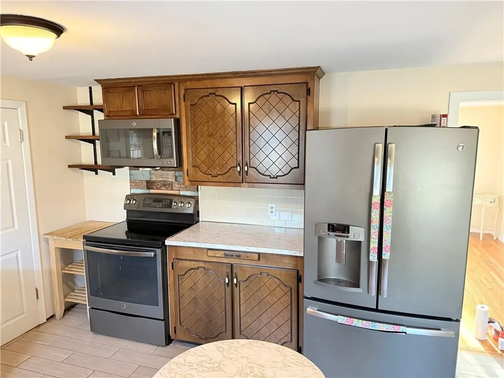 63 Ramblewood Drive Warwick RI 02889