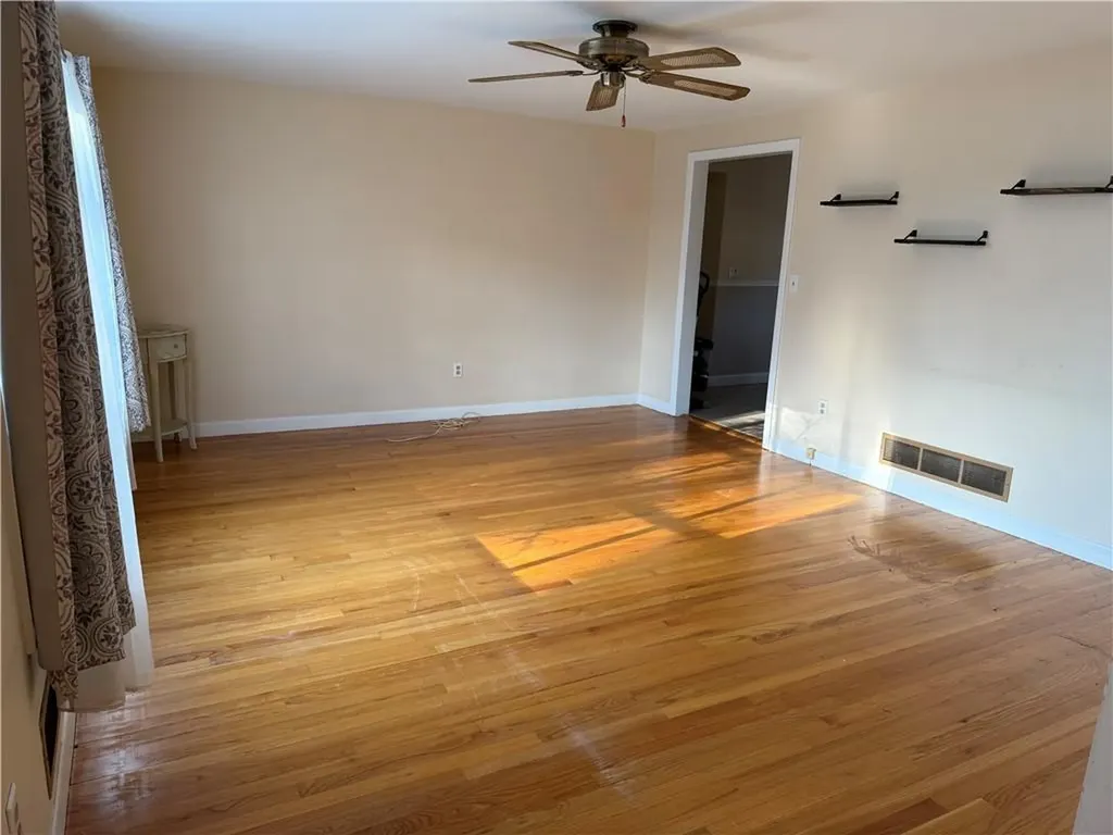 63 Ramblewood Drive Warwick RI 02889