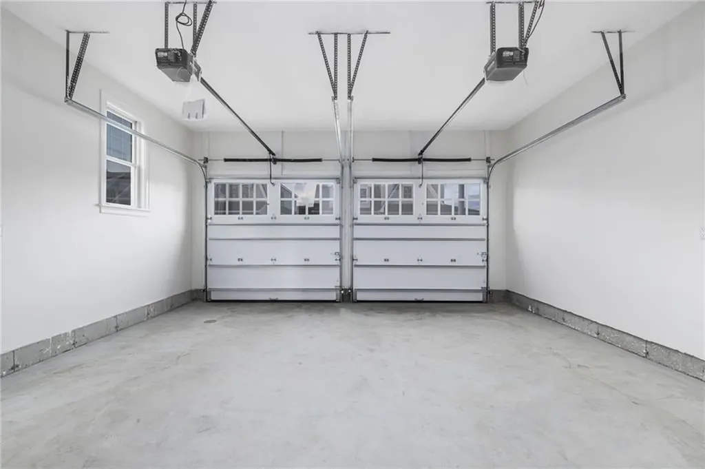 12 Lookout Lane Portsmouth RI 02871