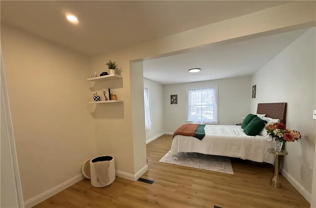 122 Elder Street Lincoln RI 02865