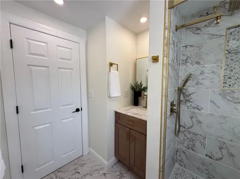 122 Elder Street Lincoln RI 02865