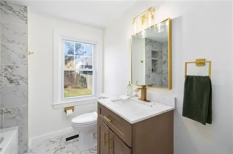 122 Elder Street Lincoln RI 02865