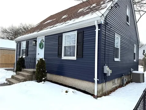 122 Elder Street Lincoln RI 02865