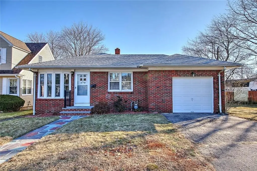 370 Budlong Road Cranston RI 02920