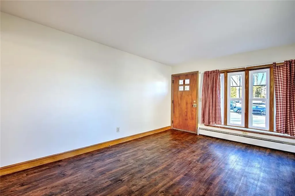 370 Budlong Road Cranston RI 02920