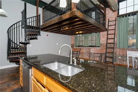 685 Social Street Woonsocket RI 02895