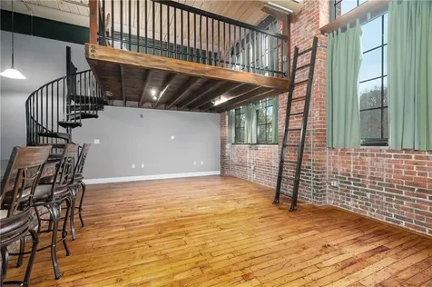 685 Social Street Woonsocket RI 02895