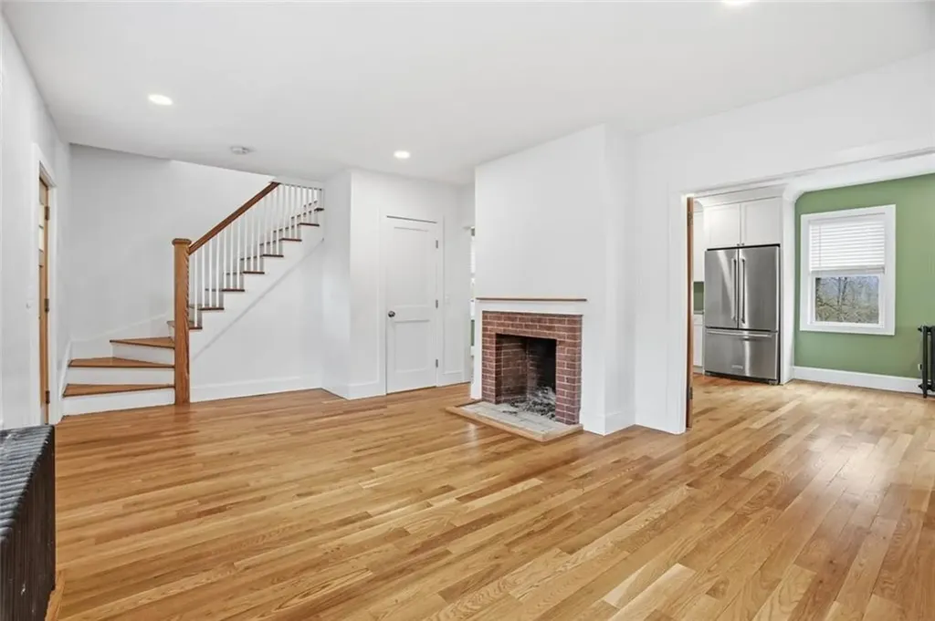 29 Malvern Avenue Cranston RI 02905