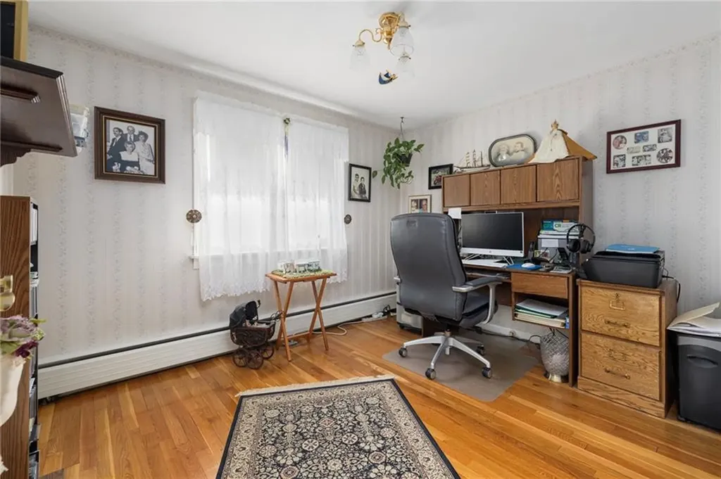 39 Holiday Avenue Warwick RI 02888