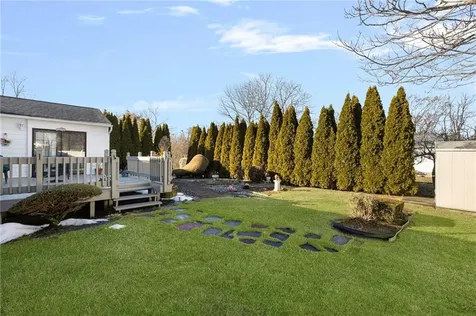 39 Holiday Avenue Warwick RI 02888