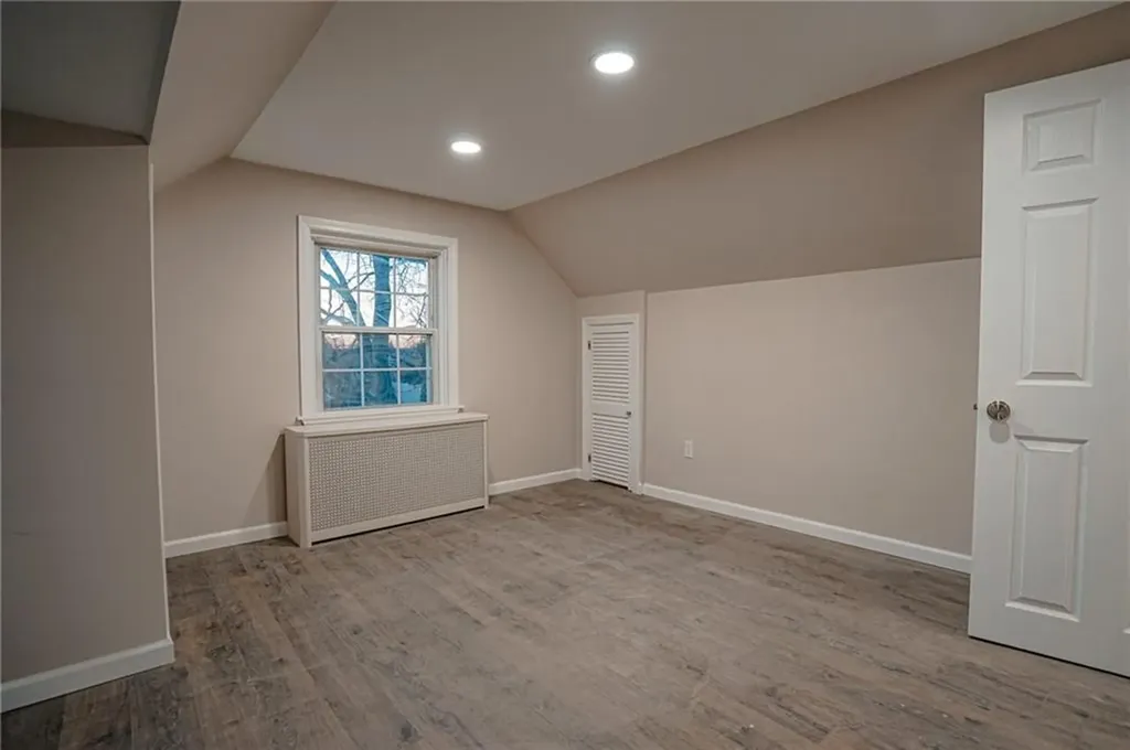 101 Omaha Boulevard Warwick RI 02889