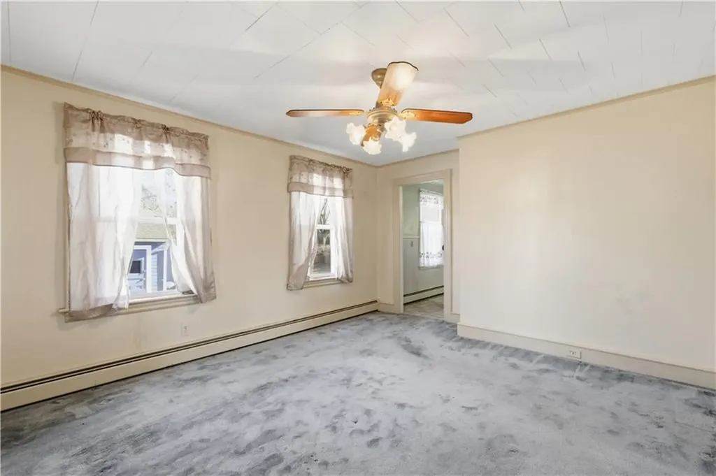 9 Lillis Avenue Barrington RI 02806