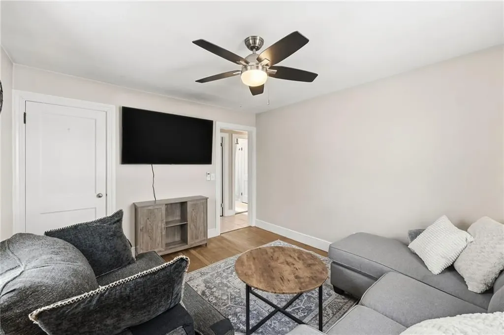 11 Gladding Street Bristol RI 02809