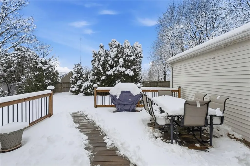 11 Gladding Street Bristol RI 02809