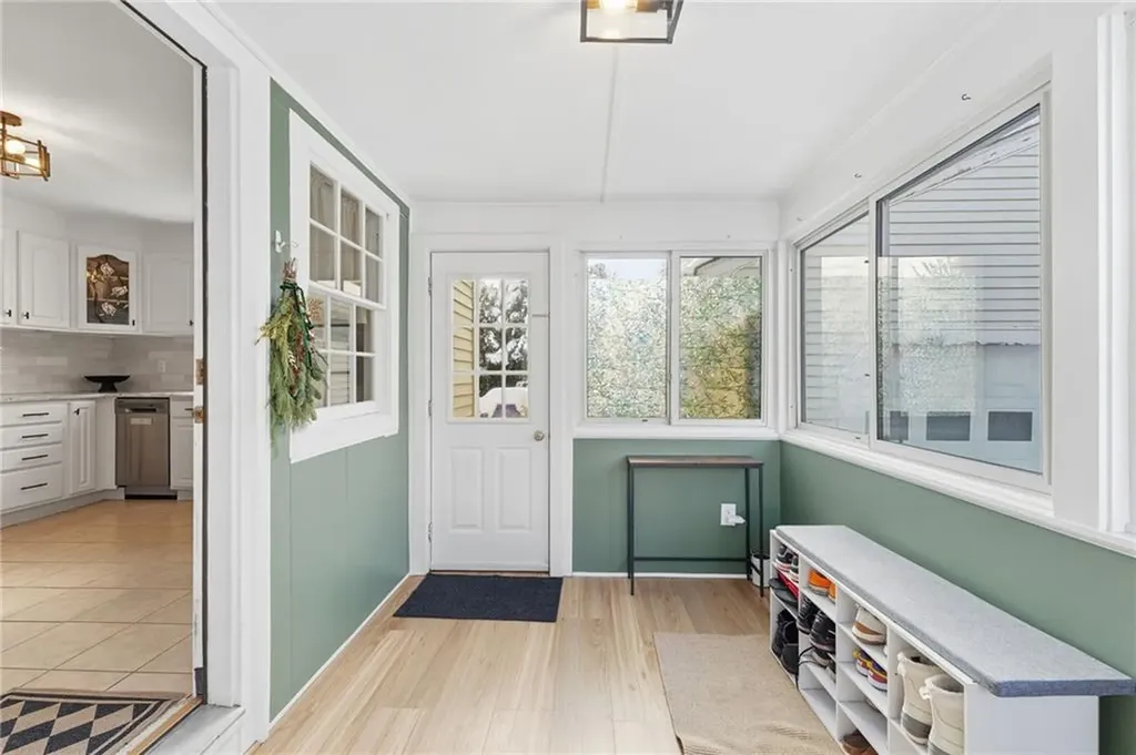 11 Gladding Street Bristol RI 02809