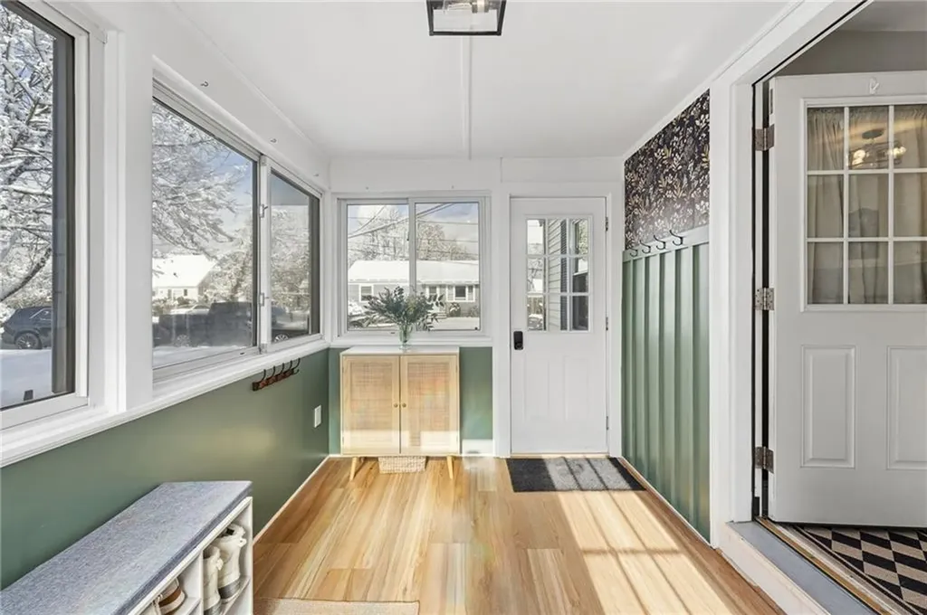 11 Gladding Street Bristol RI 02809