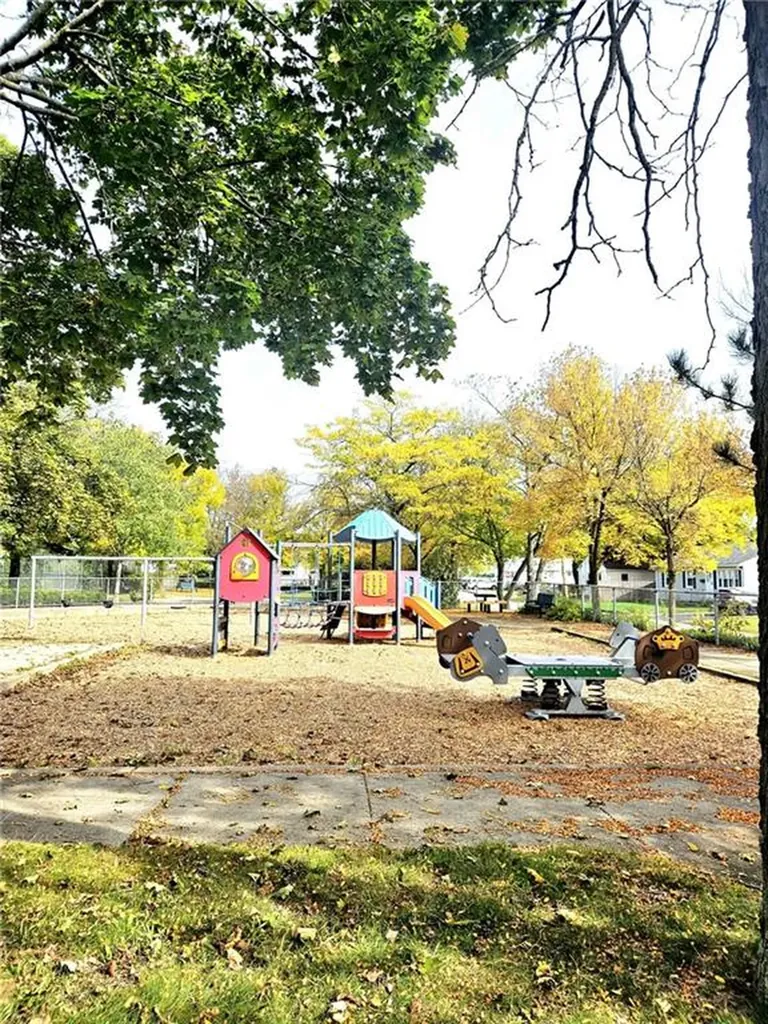 129 1st Avenue Cranston RI 02910