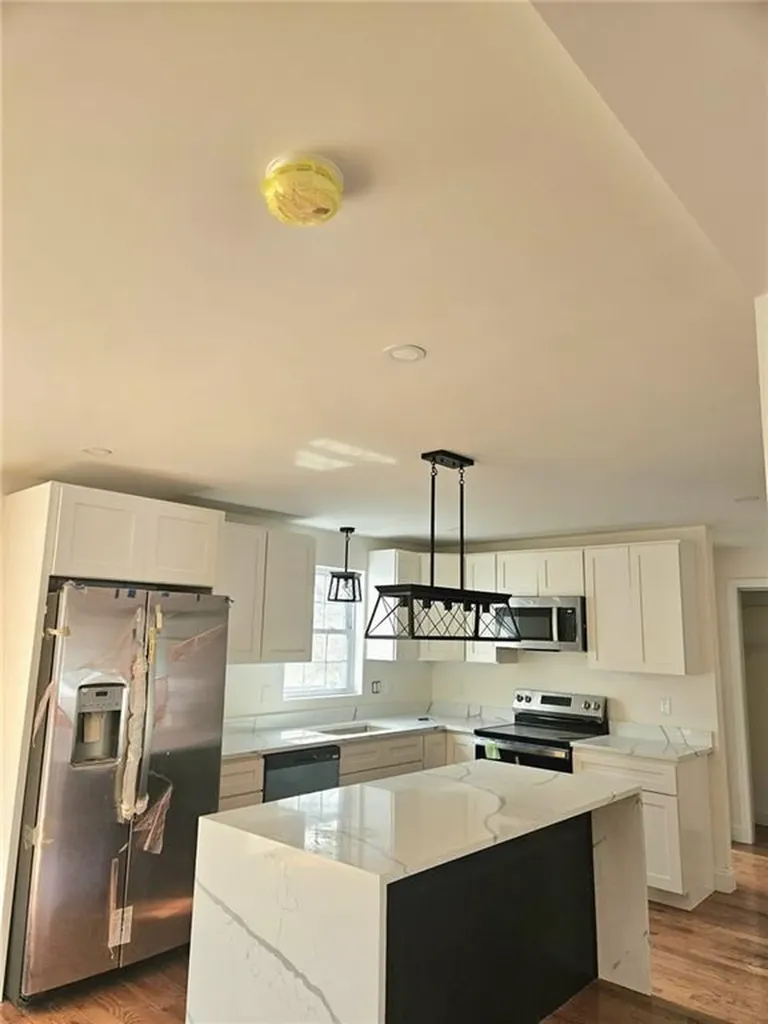 129 1st Avenue Cranston RI 02910