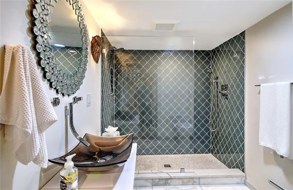 10 Exchange Court Pawtucket RI 02860