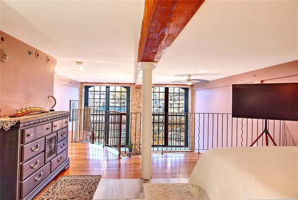 10 Exchange Court Pawtucket RI 02860