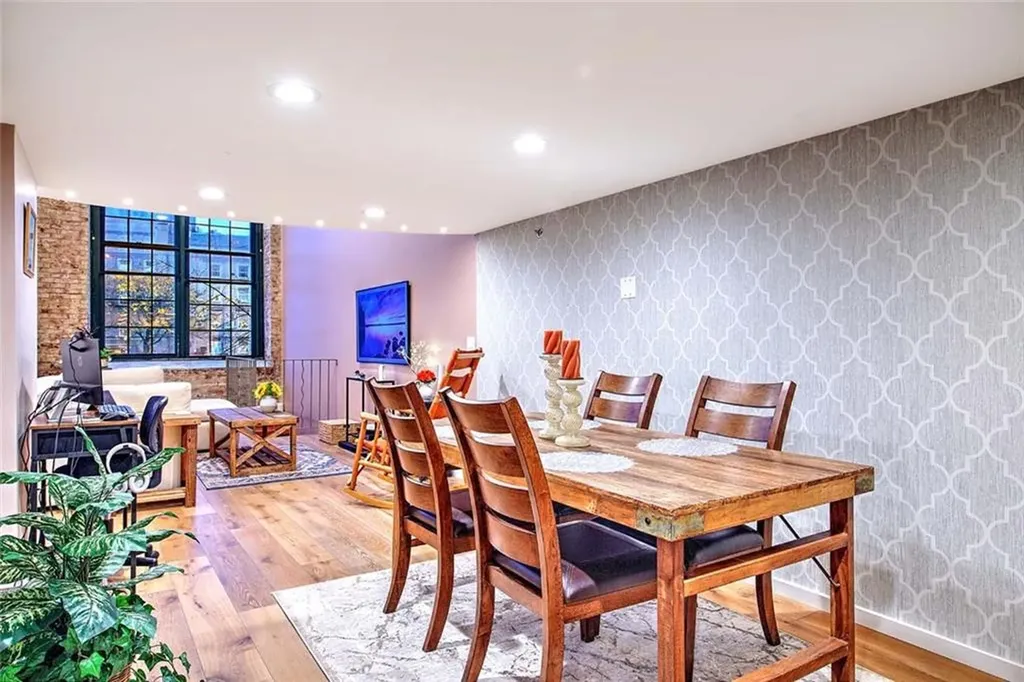 10 Exchange Court Pawtucket RI 02860