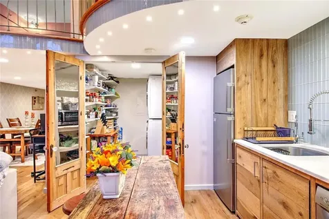 10 Exchange Court Pawtucket RI 02860