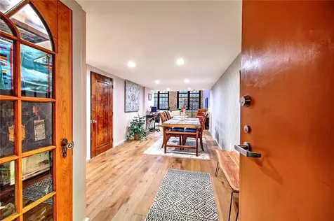 10 Exchange Court Pawtucket RI 02860